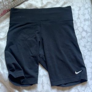 Medium nike women’s biker shorts